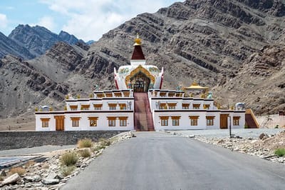 Shey Palace & Thiksey Monastery