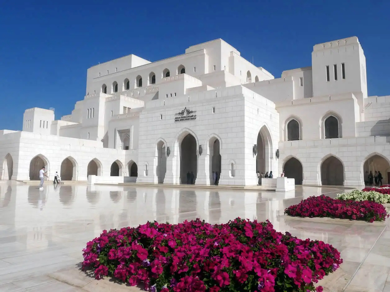 Aflatoon Oman